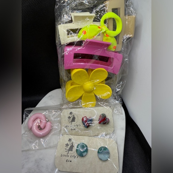 Little Lily’s Gem Jewelry - Colorful Hair Clips and Earrings Set